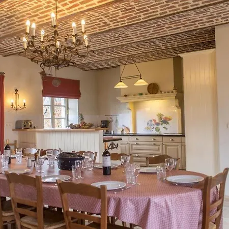 Holiday home Ferme De L'airbois - Des Ecuries 12pers Yvoir
